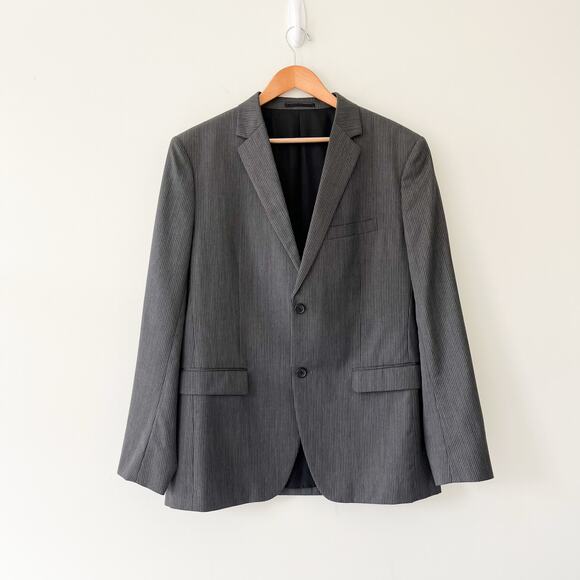 Theory Men’s 100% Wool Wellar Fairbury Pinstripe Grey Blazer, Size 44 - Picture 1 of 11